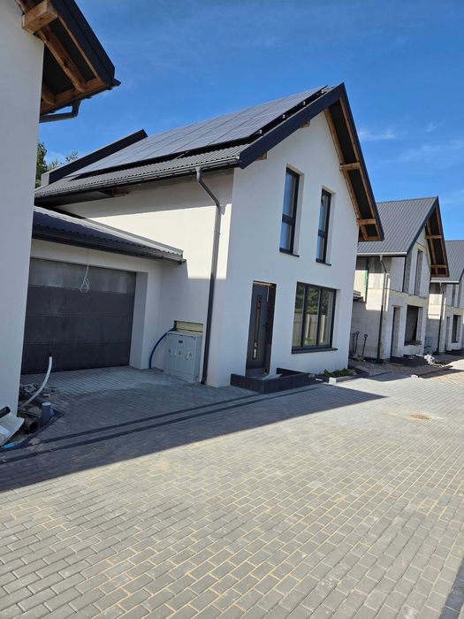 Nowa niższa cena tylko do końca roku 2025. Dom w zacisznej okolicy.