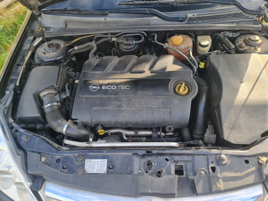 Silnik 1.9 cdti 150km . Kompletny.  W aucie . 230tys km . Opel vectra
