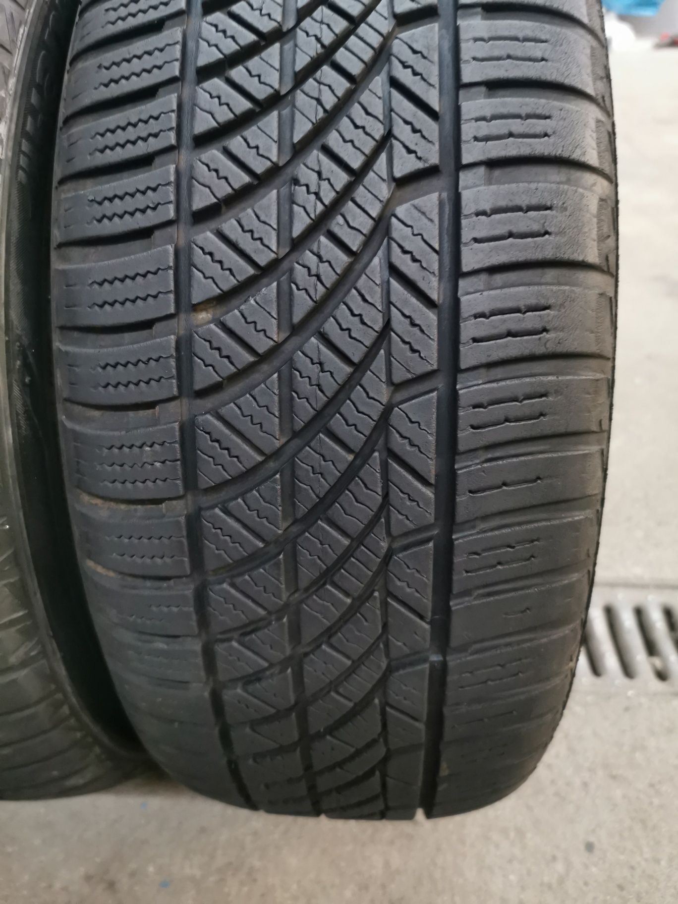 Para opon 195/50R15 82H Hankook Kinergy 4S z 2017r.