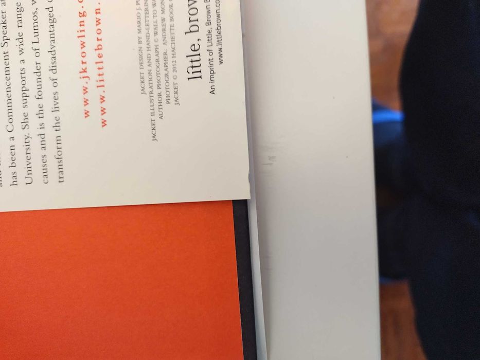 The Casual Vacancy (J.K. Rowling) Hardcover (edição em Inglês)