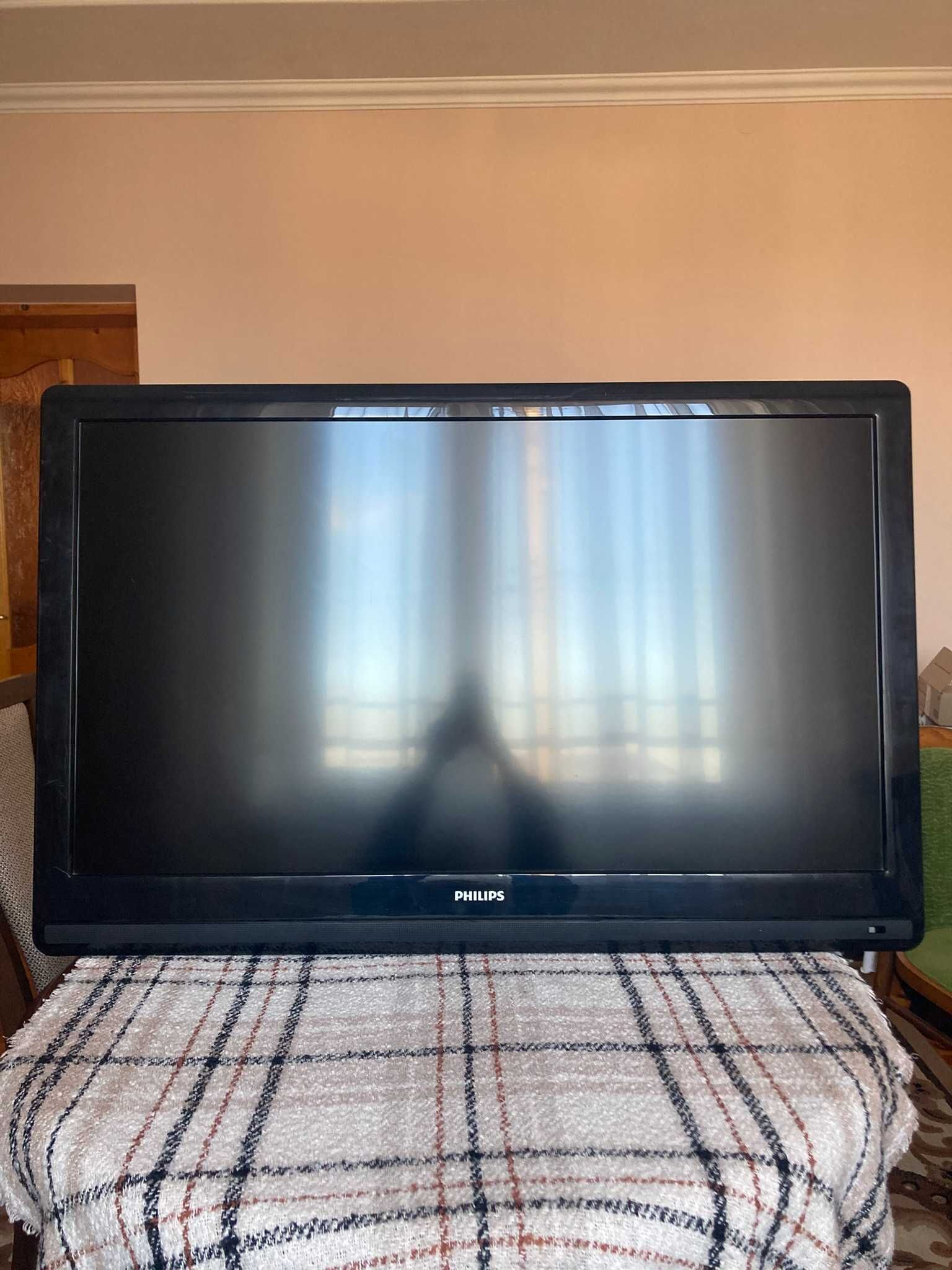 Телевізор Philips 42PFL3604/12 (42")