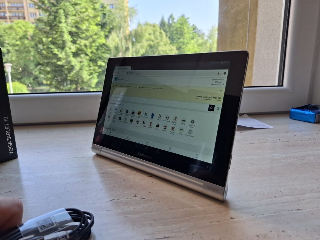 Lenovo yoga tablet 10 model 60047 SIM kamera gps stojak