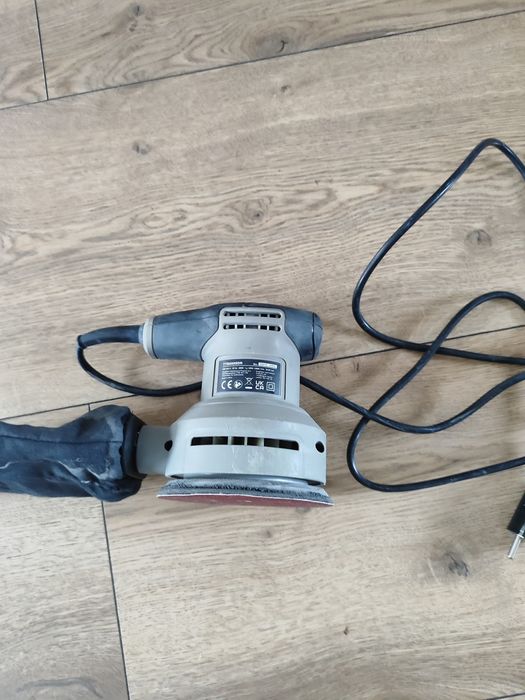 Szlifierka oscylacyjna Titan 300wat z regulacją obrotów, rok 2024