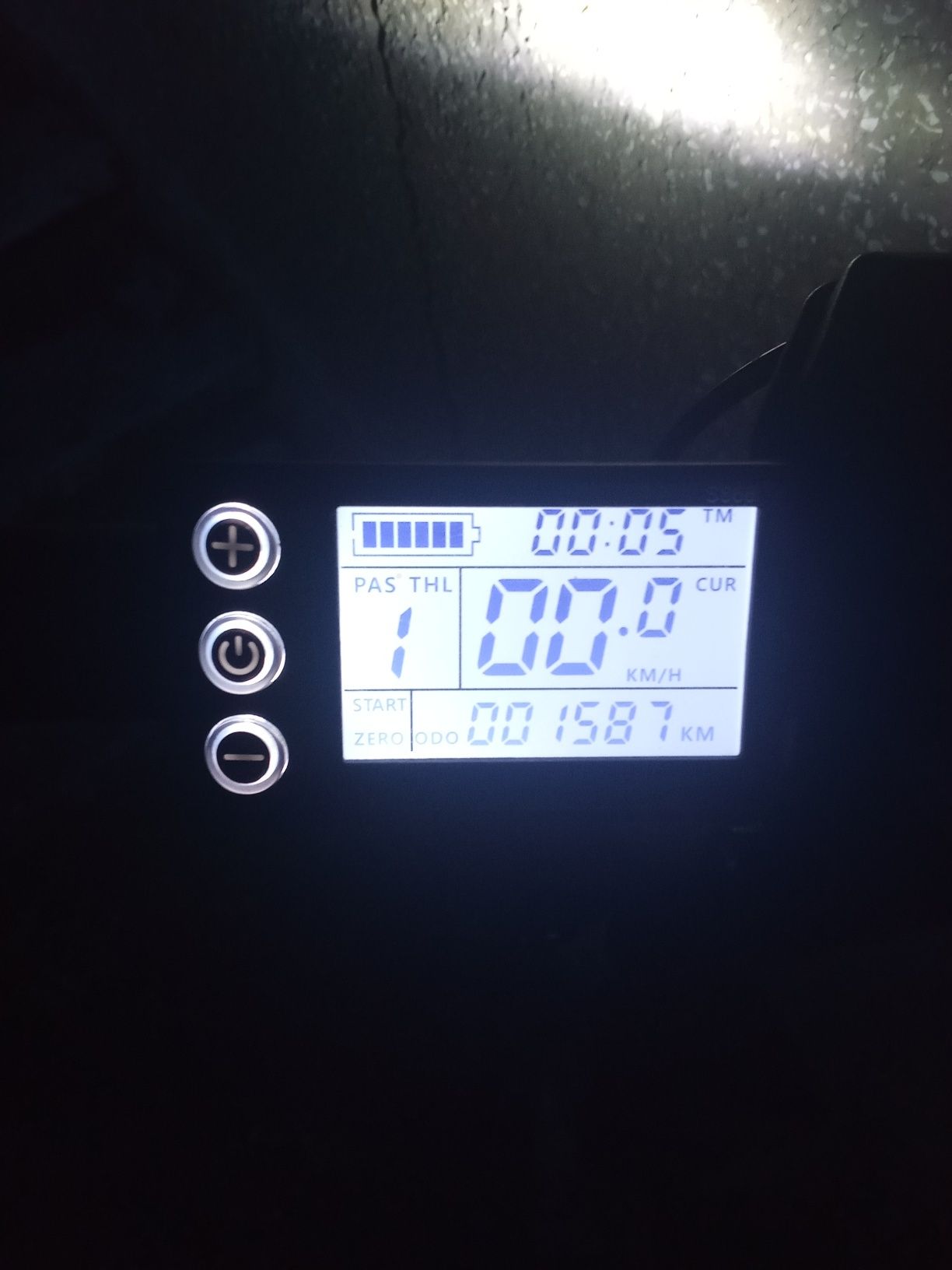 Продам електро самокат SQFLQW