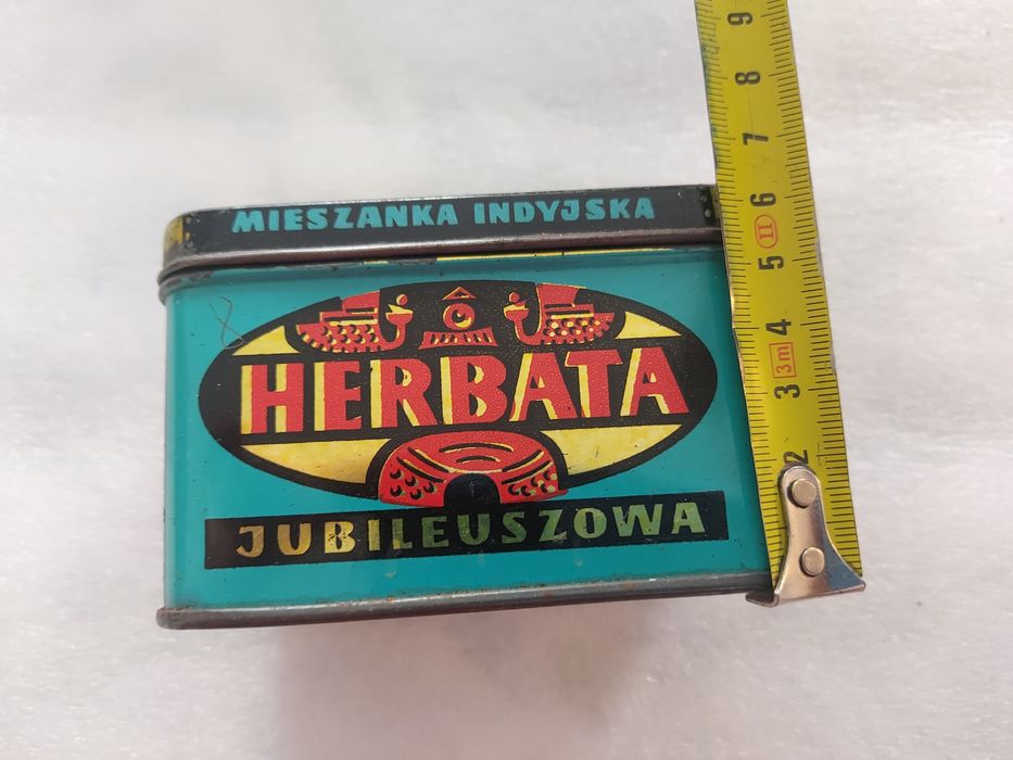 Metalowe pudełko po herbacie indyjskiej PRL vintage