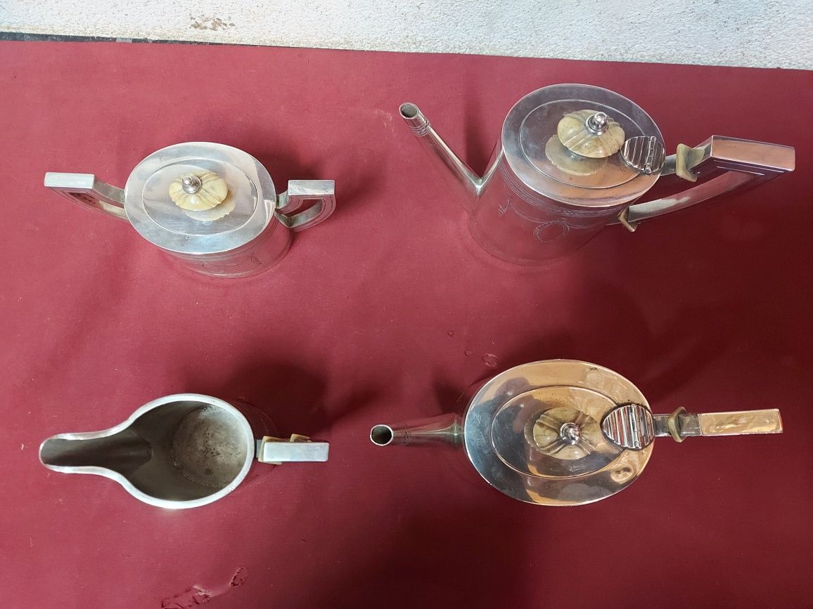 Serviço de chá e café em prata portuguesa