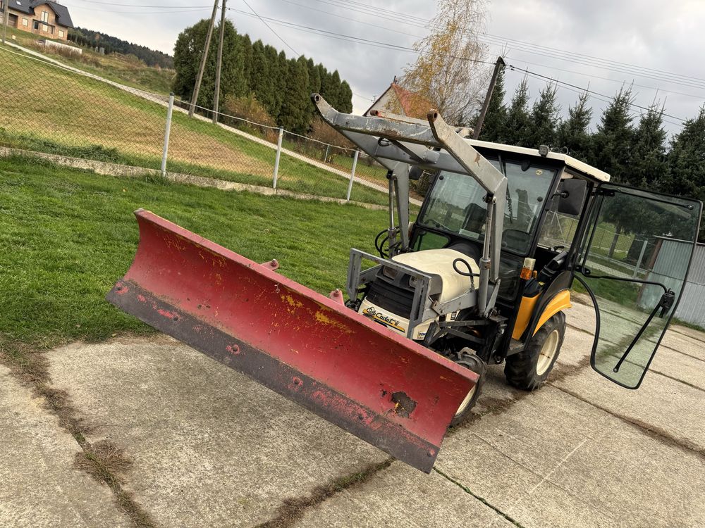 Traktor cub cadet 6000 4x4