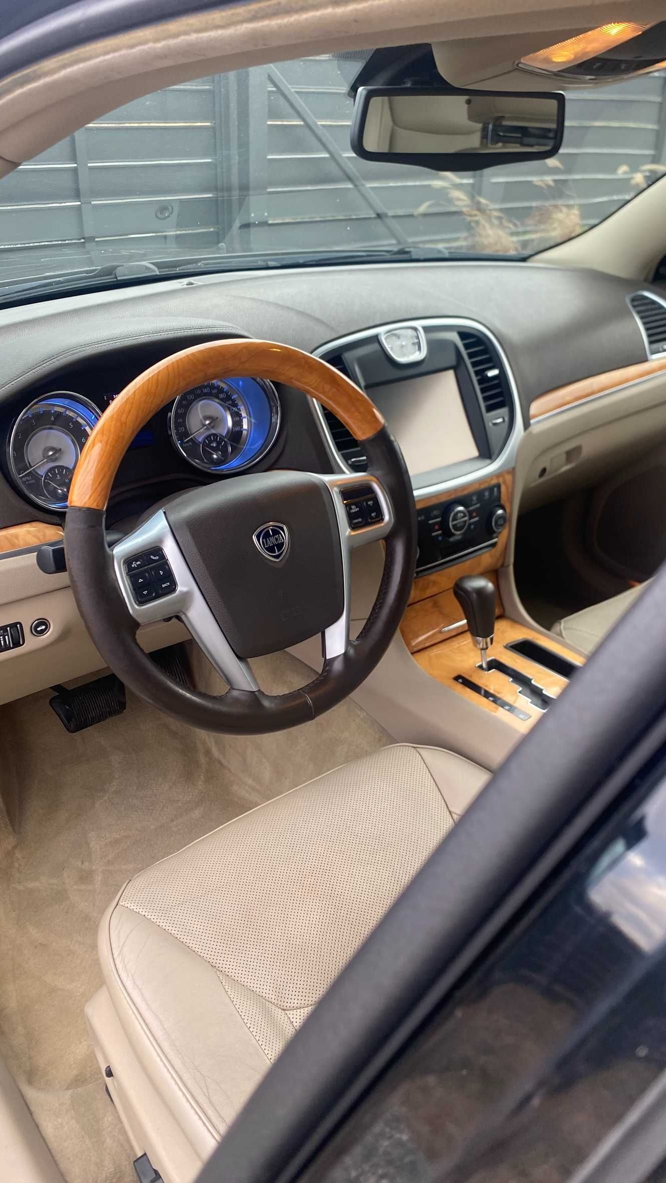 Lancia Thema 3.0 CRD V6 | 2013 | 239 KM |  Zarejestrowana  |  Zamiana