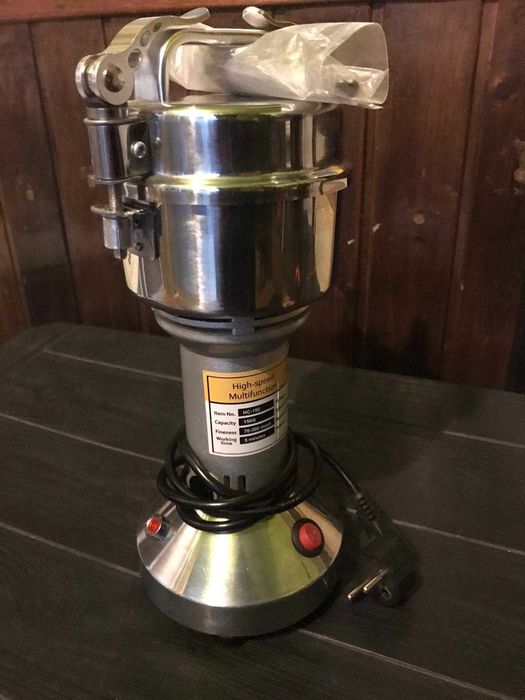 Moedor Elétrico VEVOR 150g 850W