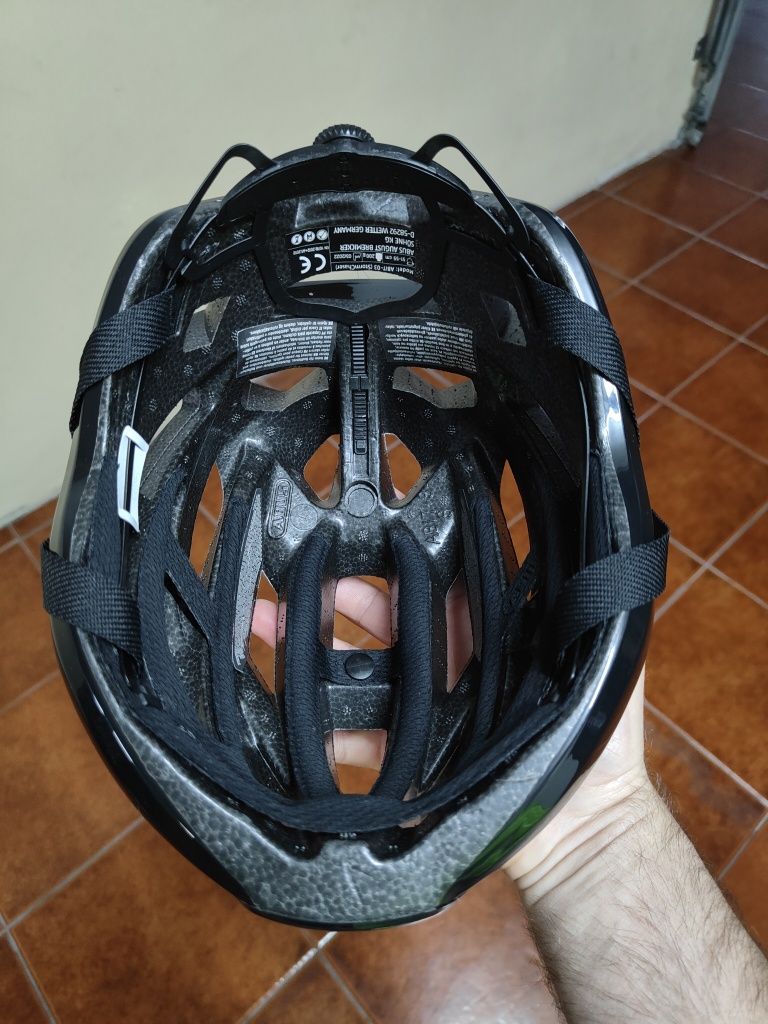 Capacete estrada Abus