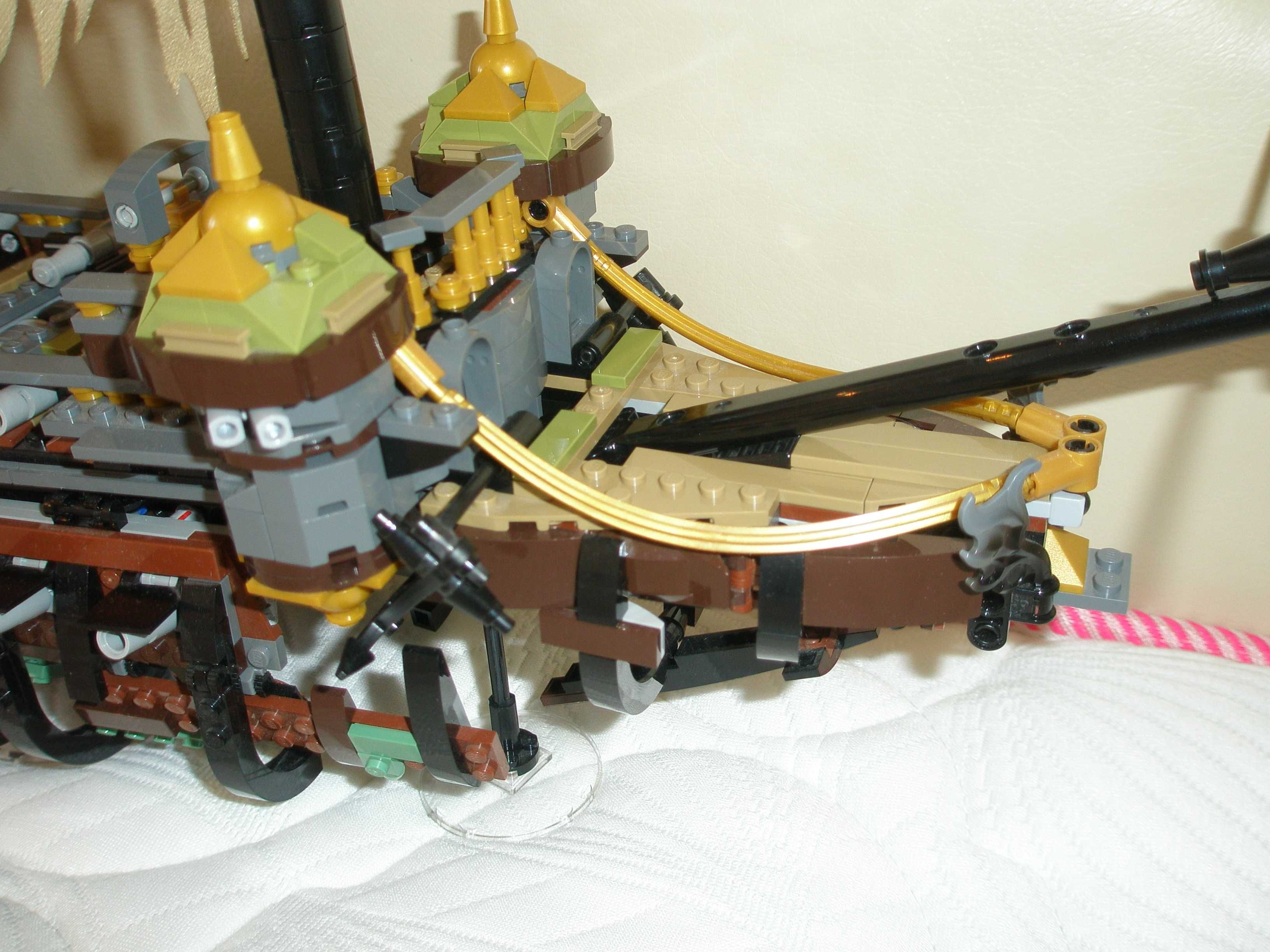 Конструктор LEGO Pirates of the Caribbean Тихая Мэри 71042