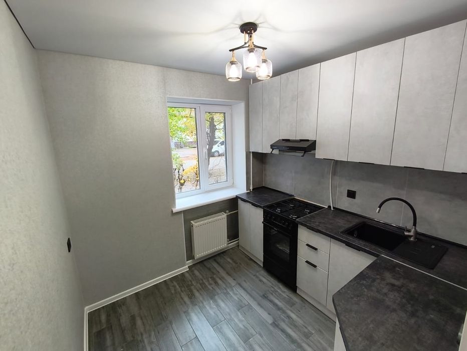 Продаю отличную 2х комнатную квартиру в Центре.