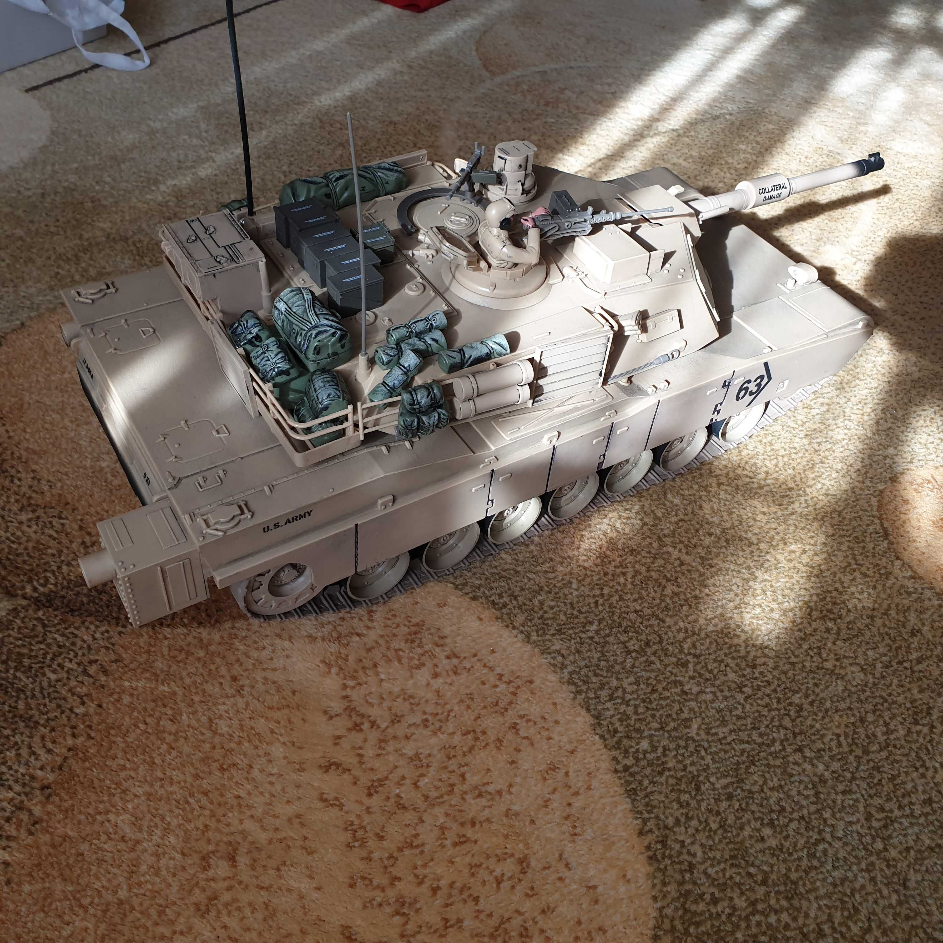 Czołg M1A2 Abrams 1/16 Carson