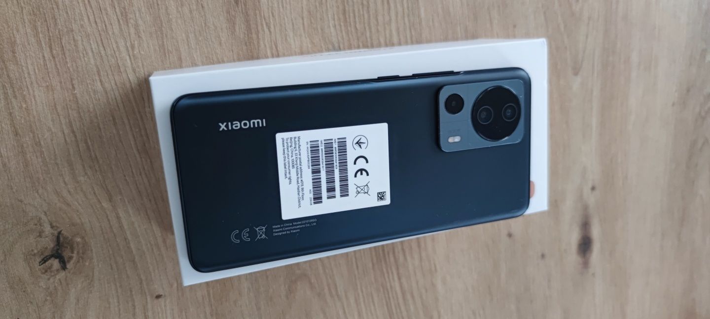 Smartfon Xiaomi 13 lite