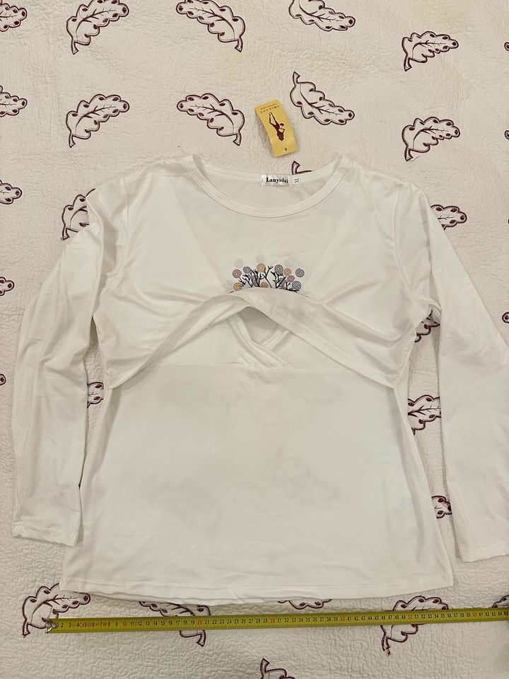 Stylowa koszulka oversize dla kobiet karmiących i kobiet w ciąży