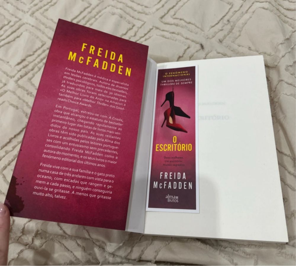 Livro “O Escritório” da autora Freida Mcfadden