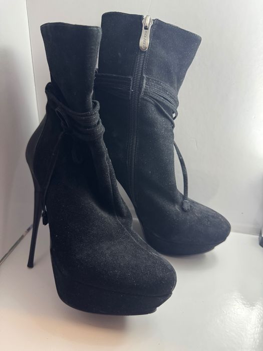 Сапожки замшевые Molared 36 размер