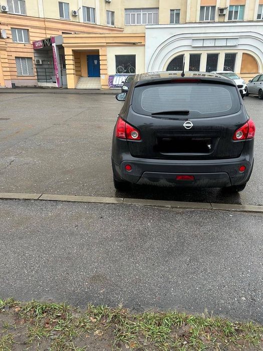 Продам Nissan Qashqai black 2008