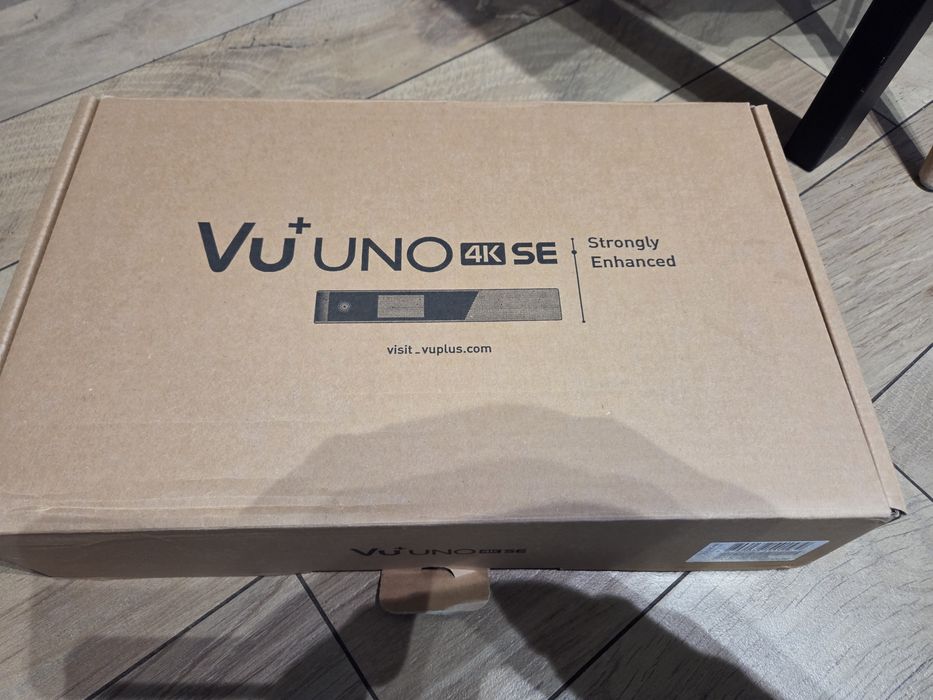 Dekoder VU+ UNO 4K SE FBC DVB-S2X  Enigma2  Dysk Samsung 500gb WiFi
