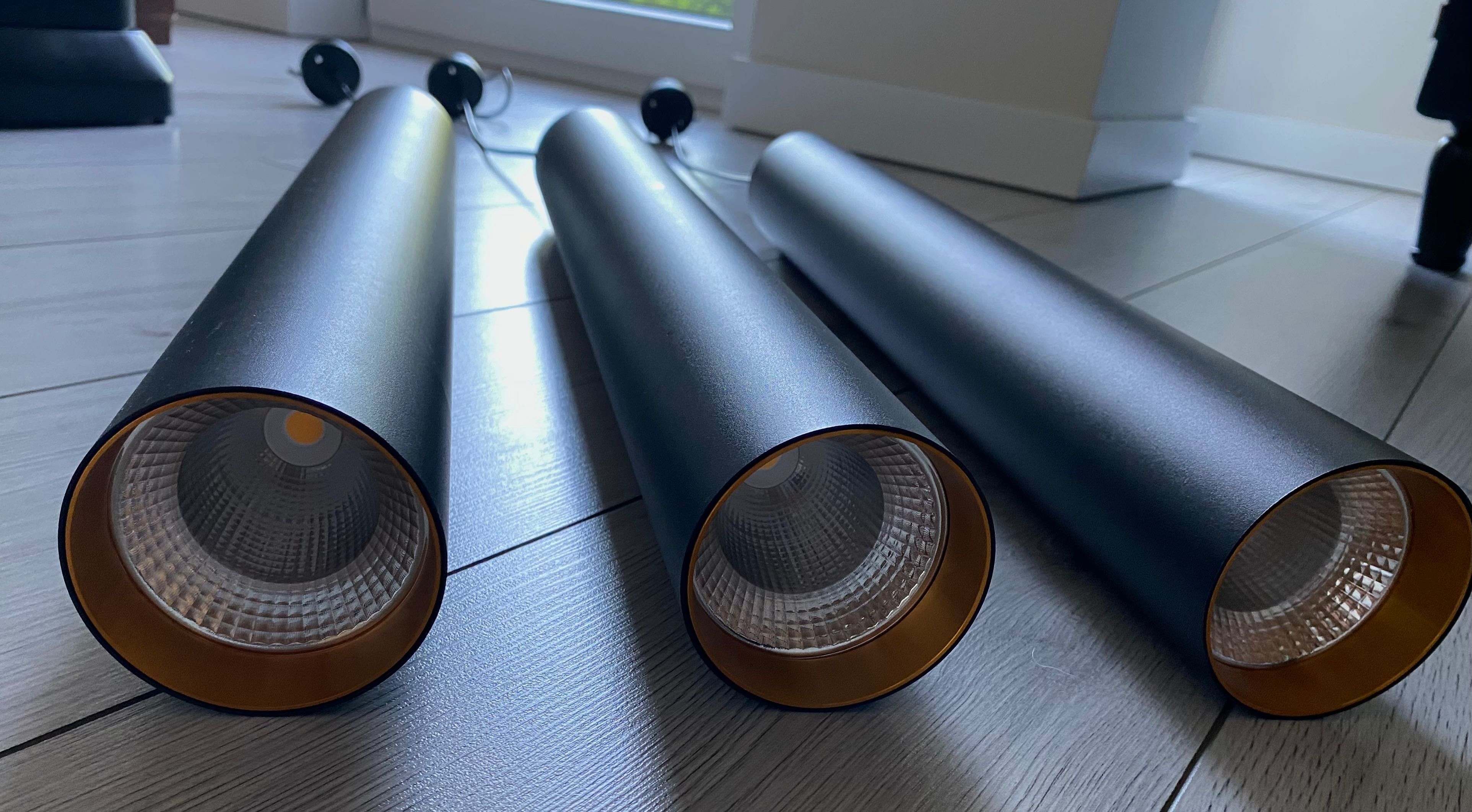 Lampy wiszące tuby metalowe w komplecie z żarówkami