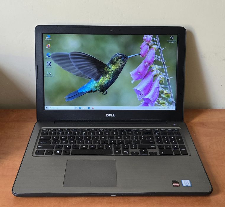 Dell inspiron 15 p66f/i5/8gb/256 gb ssd/Radeon R7 2gb/Zasilacz