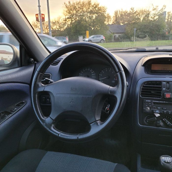 Na sprzedaż Mitsubishi Carisma 1.8 LPG/zero rdzy/zadbana/długie opłaty
