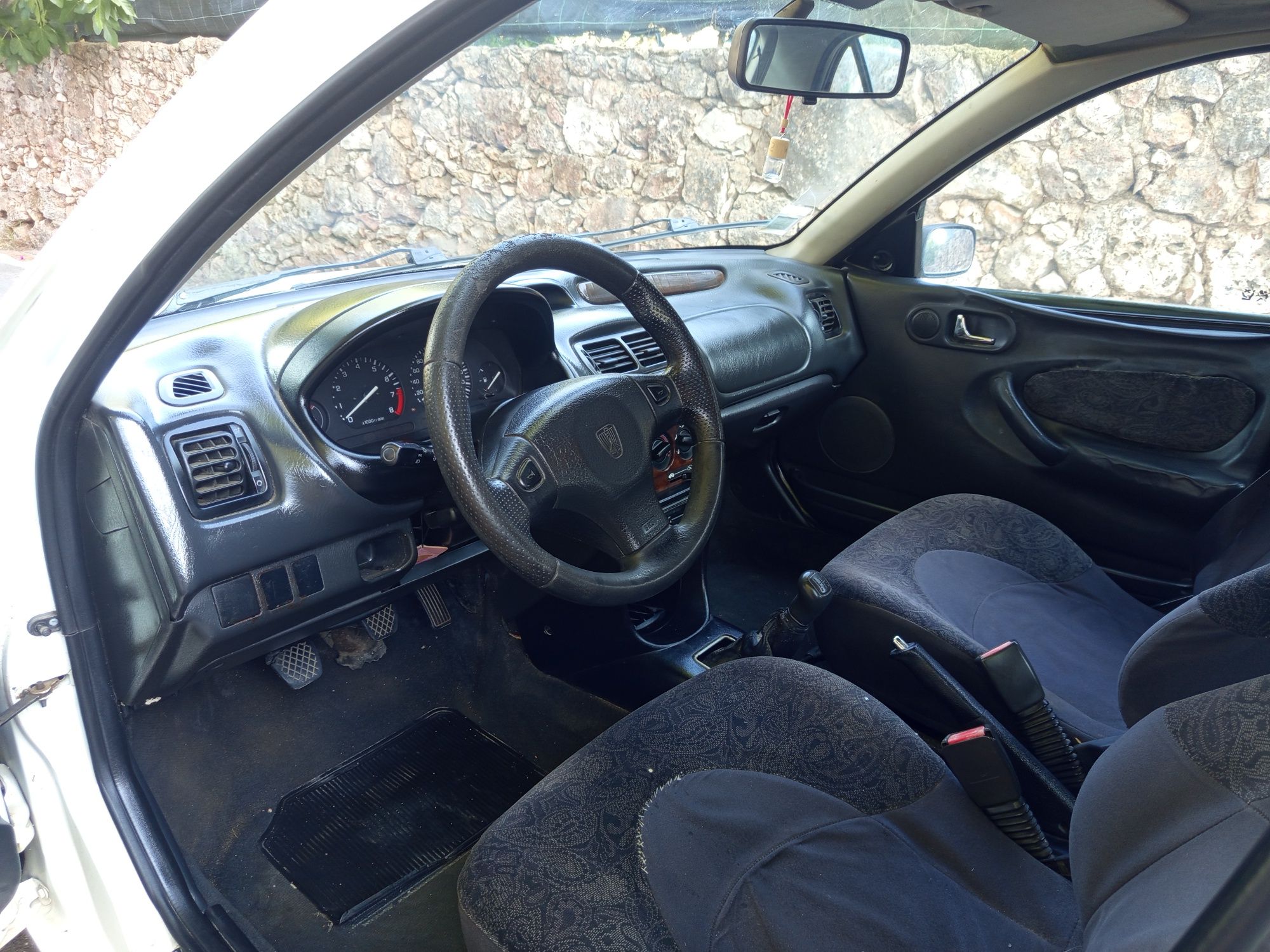 Oportunidade Rover 214 1.4i em excelente estado mecânica