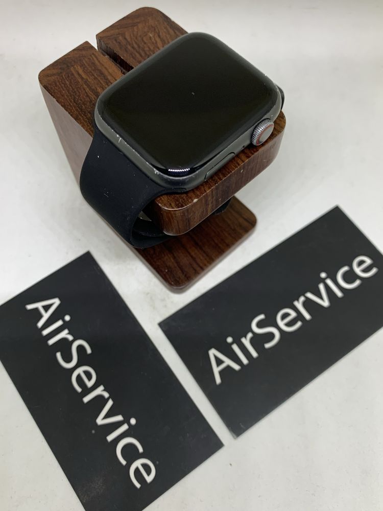 Оригінальні apple watch series 4 44 space gray