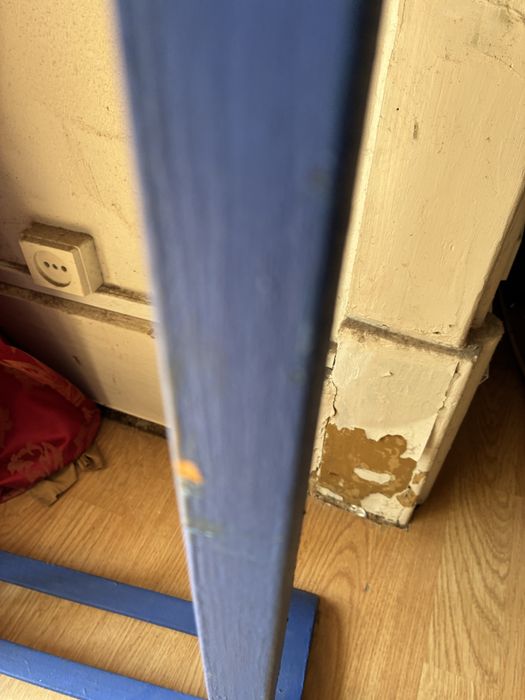 Cabide Antigo Criado Mudo Azul