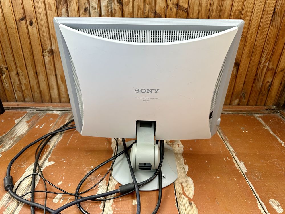 Монітор Sony lcd color computer display sdm-x52 15ʼʼ