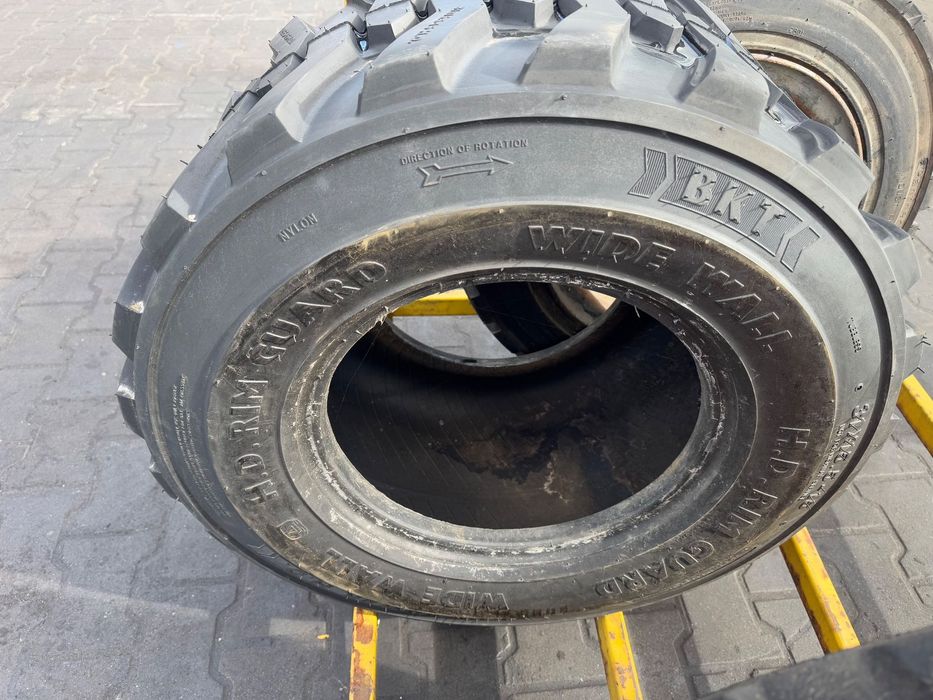 Opona do wózka widłowego Wide Wall 31x15.5-15