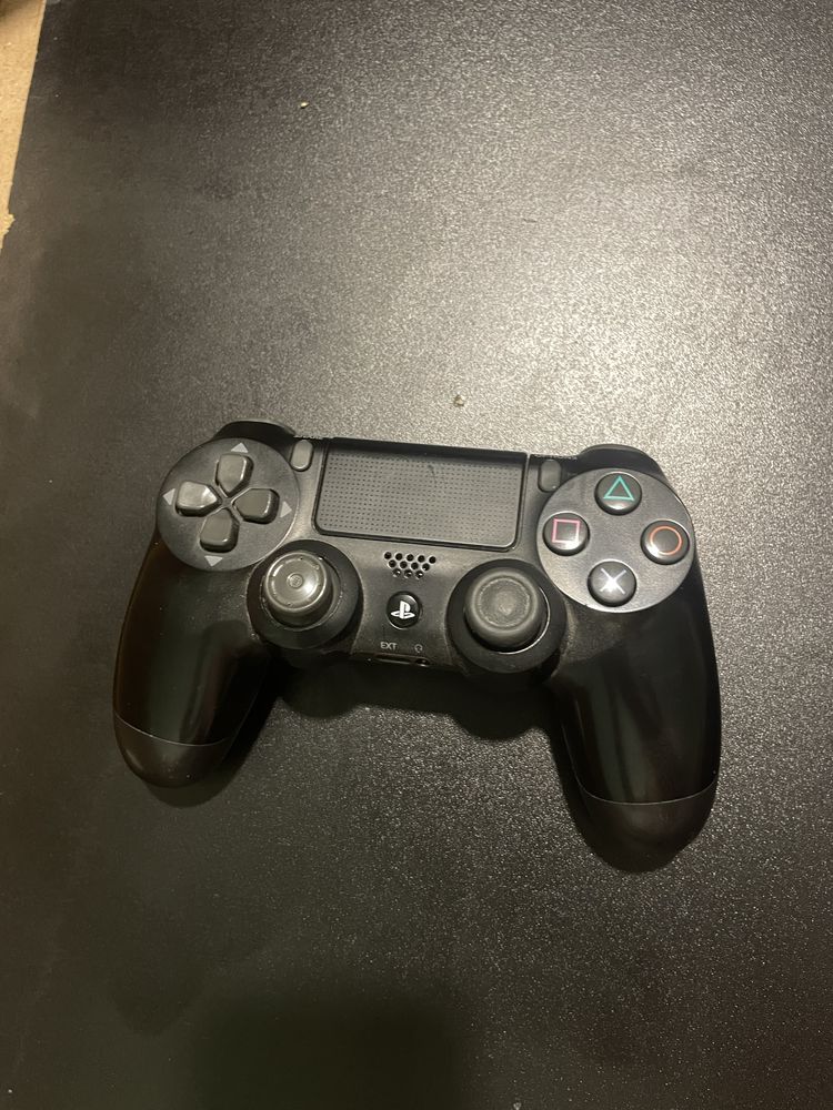 Продаю джойстики DualShock 4 для PS4