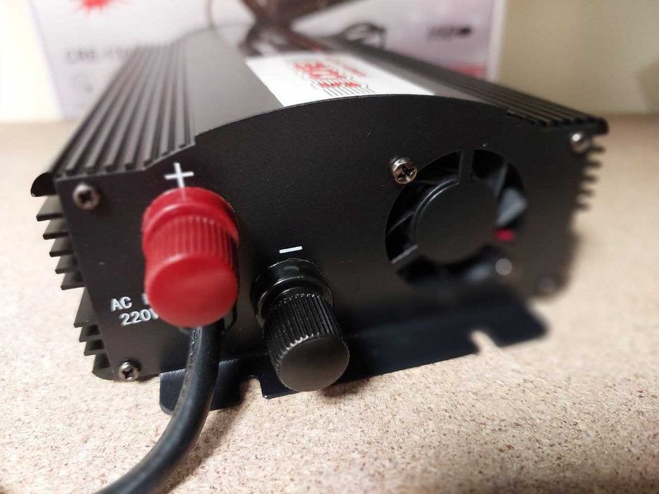 Преобразователь авт инвертор 12-220 1300W з Зарядкою(UPS)Бесперебойник