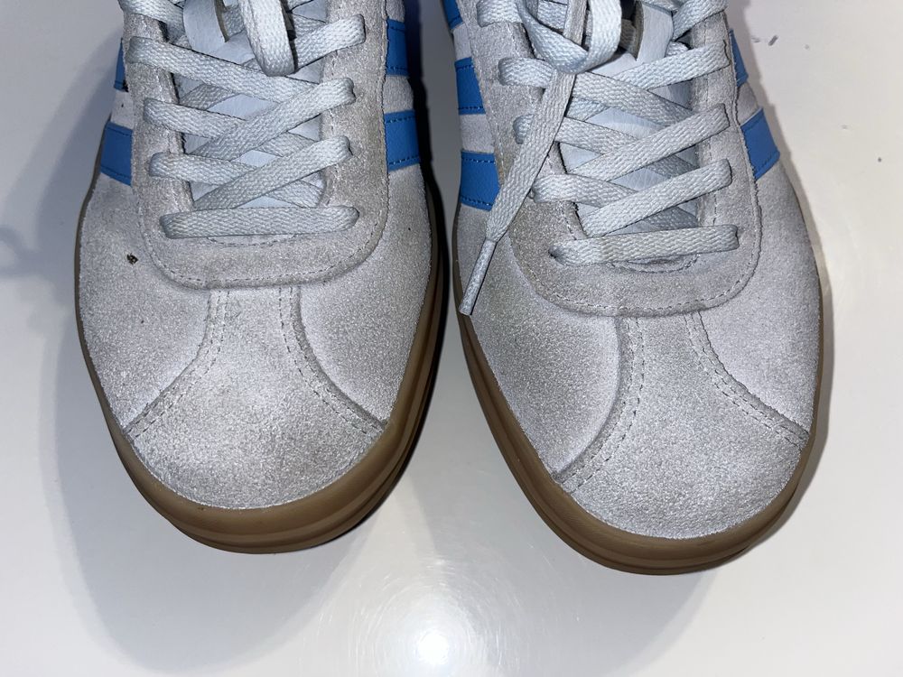 Adidasy    damskie