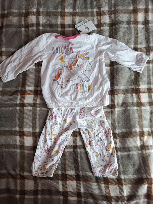 Піжамка для дівчинки 6-9М.