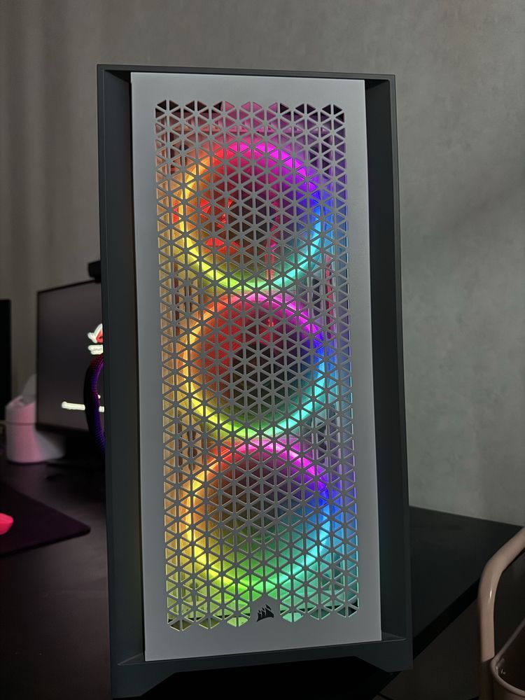 БЕЛЫЙ ПРЕМИУМ-КОРПУС Corsair 4000D Airflow White Atx Киев самовывоз