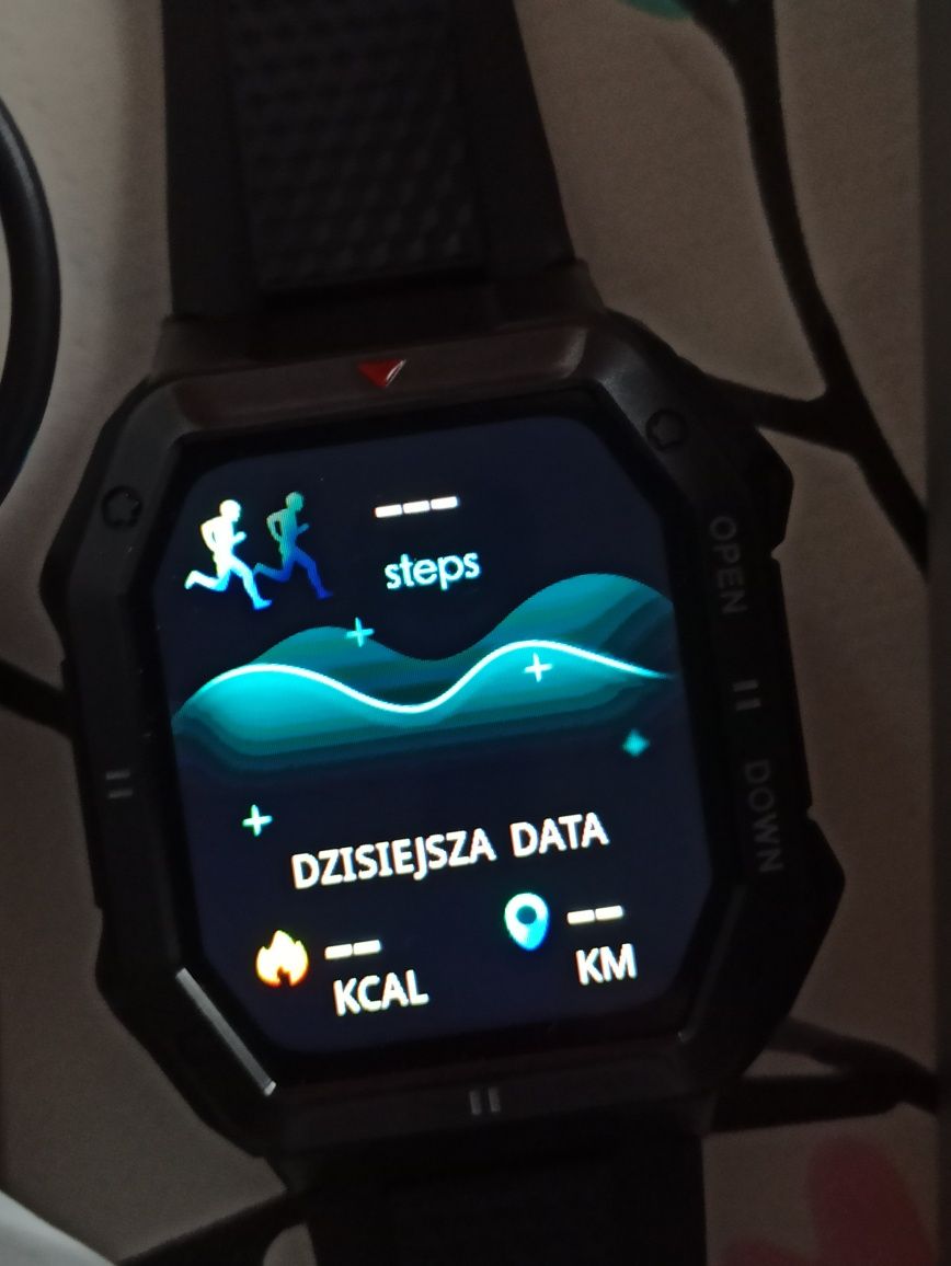 Zegarek Smartwatch Sport wielofunkcyjny jak nowy