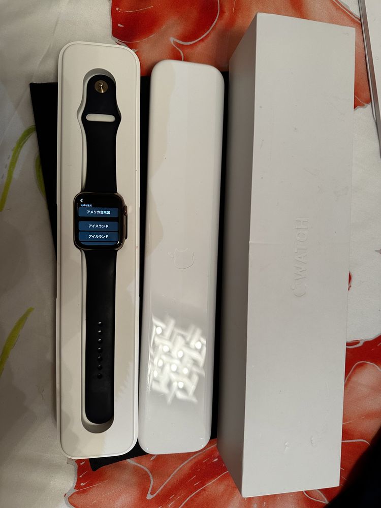 Apple Watch Serie 4 44mm Gold Aço Inoxidavel