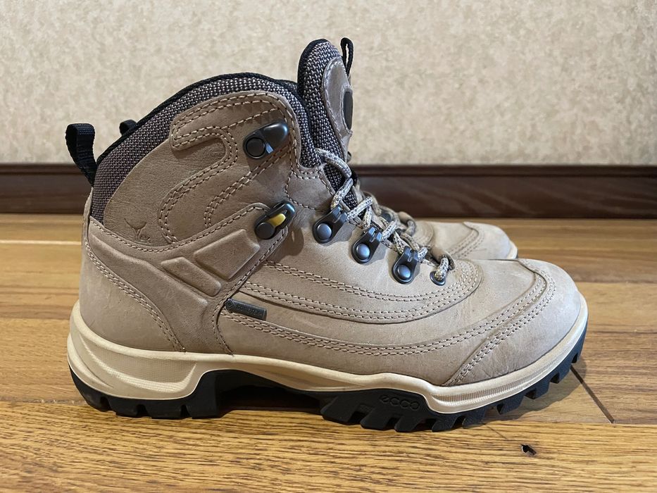 Трекинговые ботинки ECCO на мембране CORE-TEX из натуральной кожи