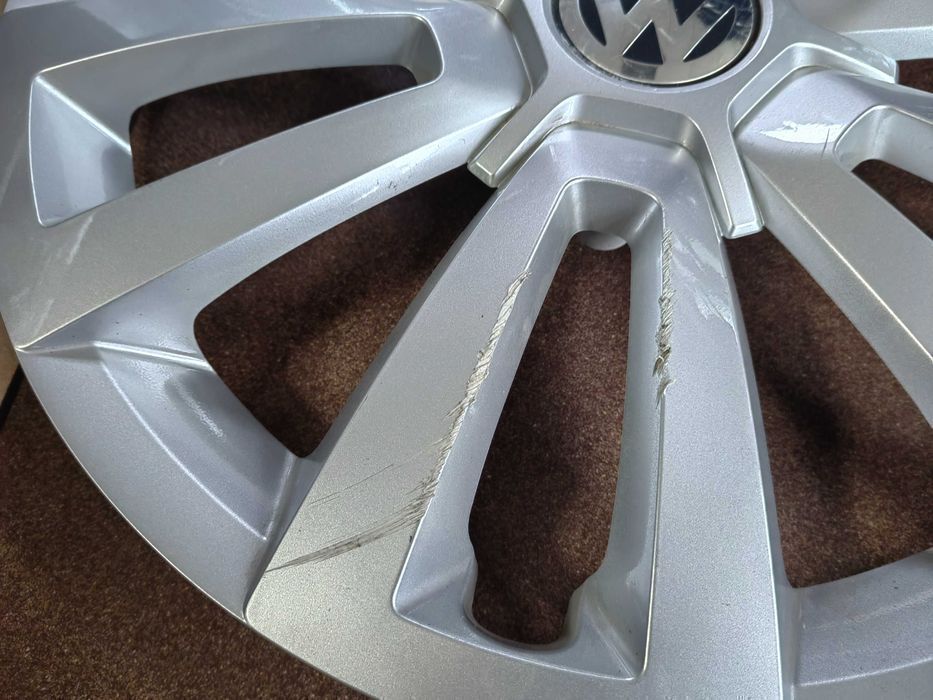 Kołpaki VW 16" Golf V VII Passat 5C0.601.147 Org Beetle Tiguan Touran