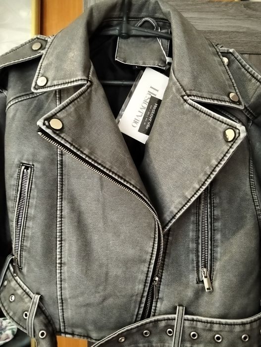 Продам укорочену косуху