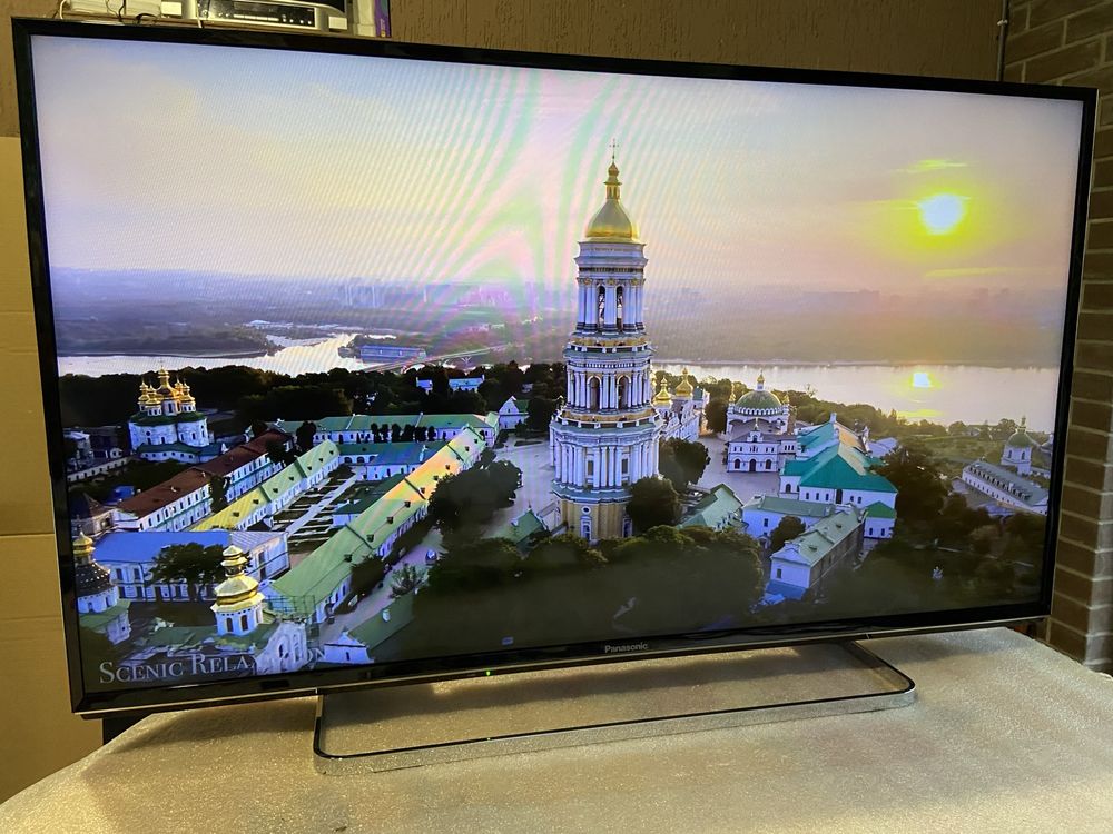 Телевзор Panasonic TX-40FSW504 SmartTV/wifi
