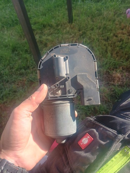 Silnik wycieraczek audi A6 C6