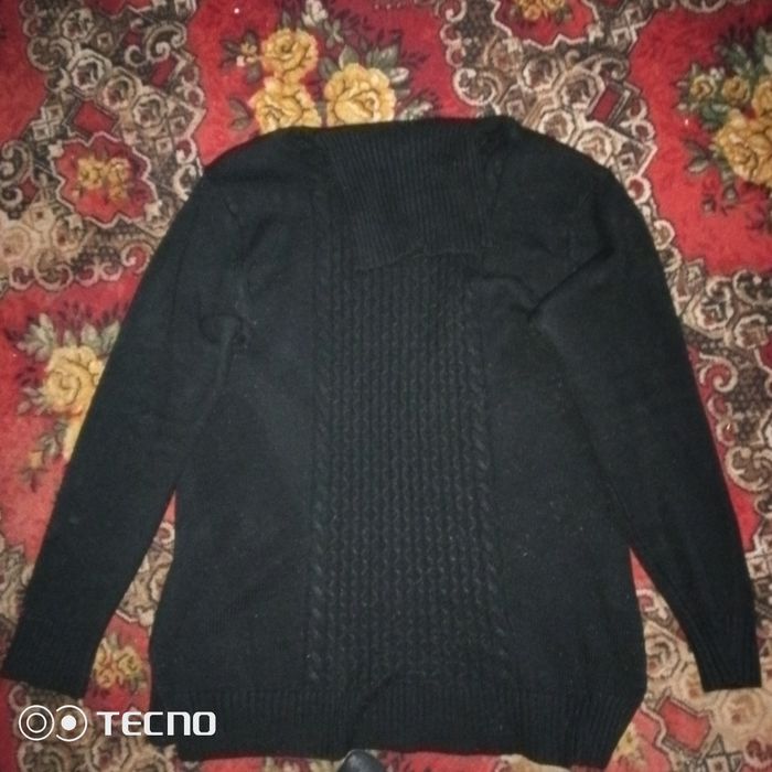 Продам свитера тёплые