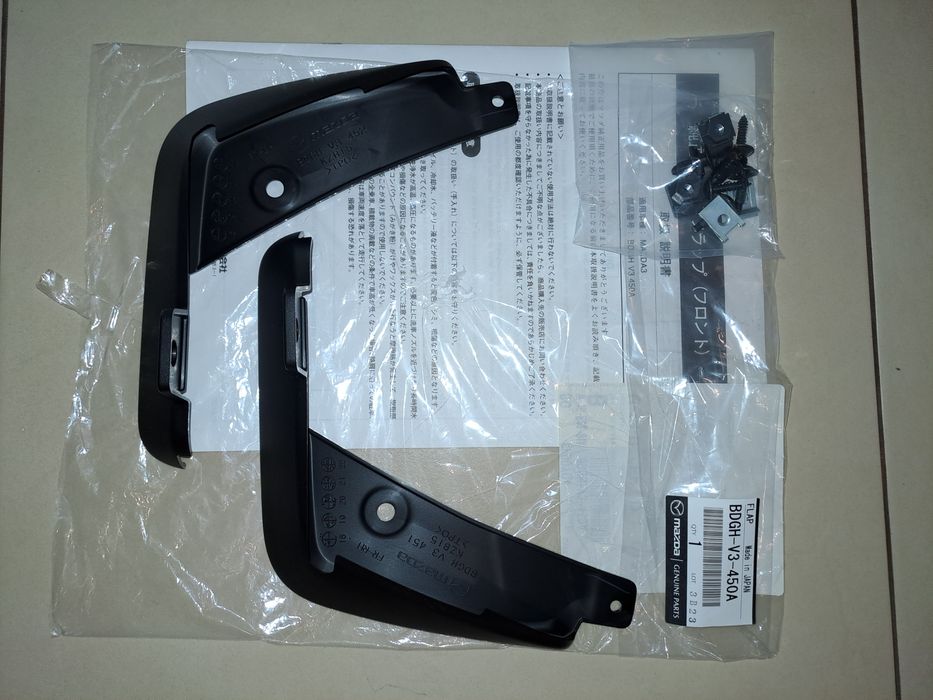 Mazda 3 BP Chlapacze Oryginalne