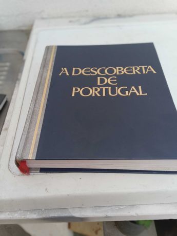Livro À Descoberta de Portugal