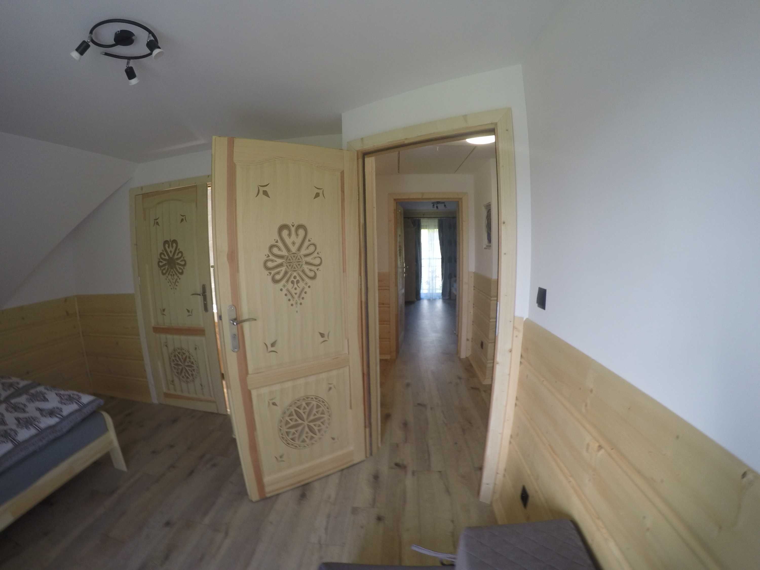 Góralski Dom z Bali "PIĄTKOWA CHATA" (10 os)