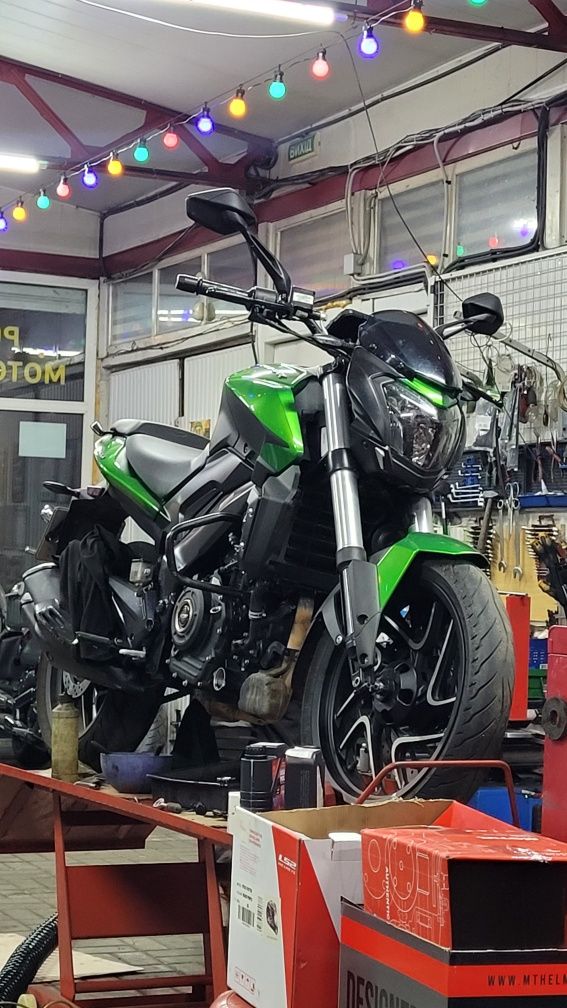 Bajaj Dominar 400UG
