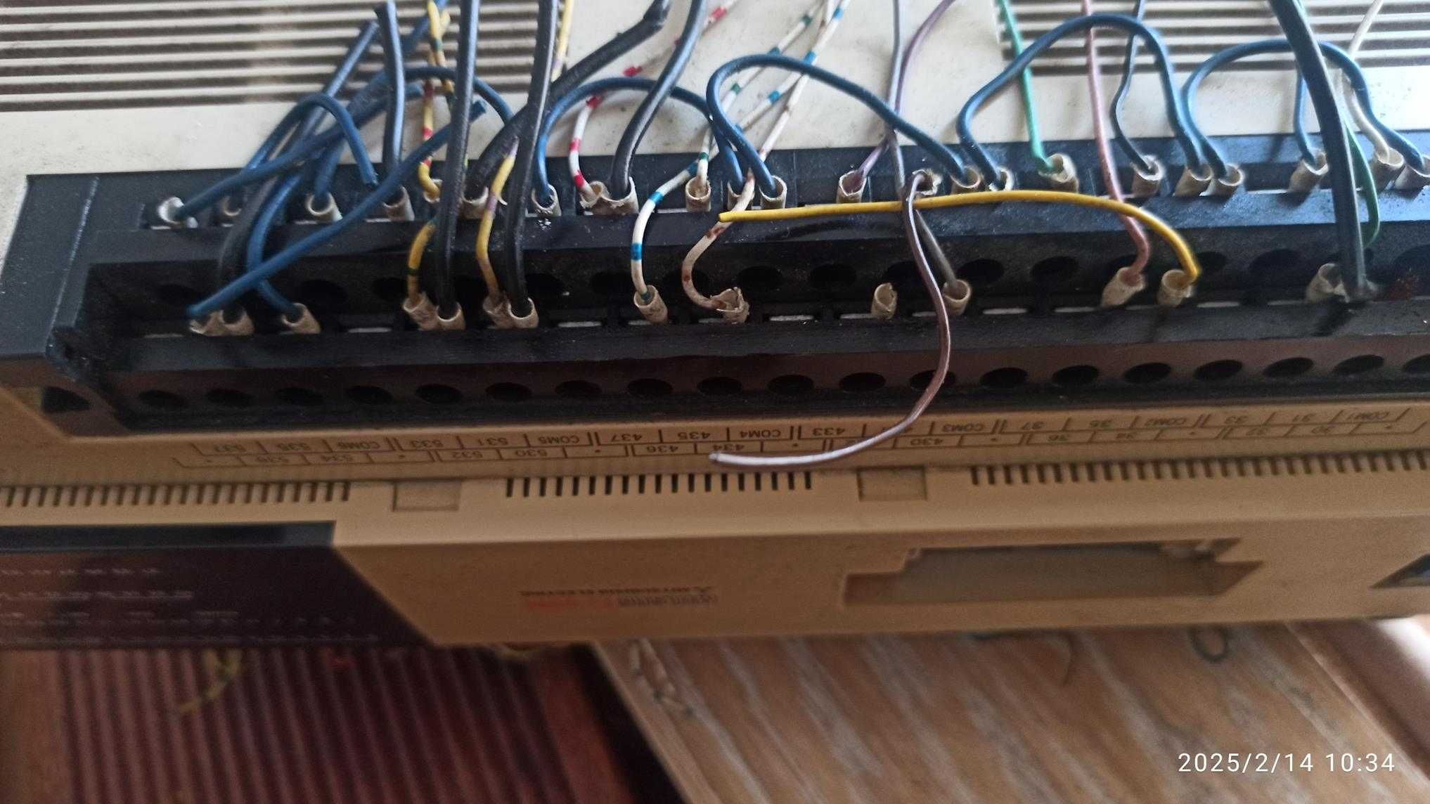 sterownik programowalny mitsubischi  typ Melsec-F2-60M