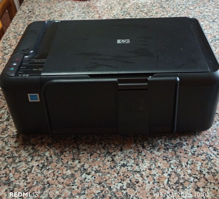 HP Deskjet F 2492 Printer, Used in Good Condition64171300776321122